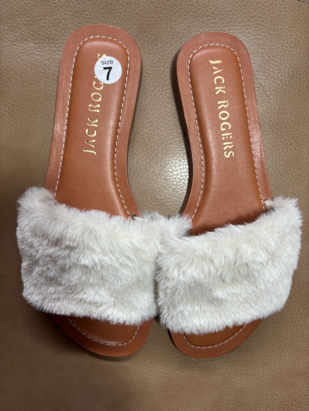 NWOB Jack Rogers white minimalist Faux Fur Slide Sandals for bride or daily wear